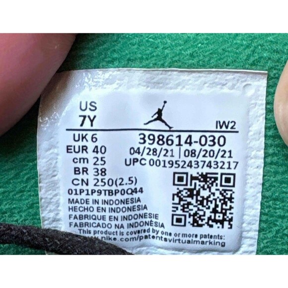 Nike Air Jordan 3 Retro Pine Green Size 7 Youth (Size 8.5 Women's) - Picture 6 of 8